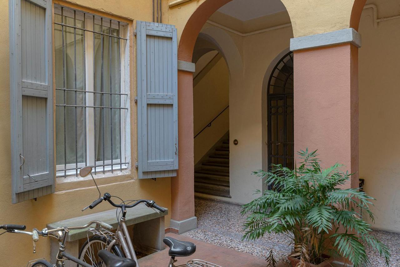 New Loft In The Heart Of Bologna 3 Apartment Bagian luar foto