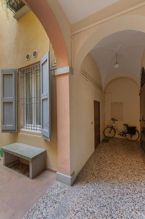 New Loft In The Heart Of Bologna 3 Apartment Bagian luar foto